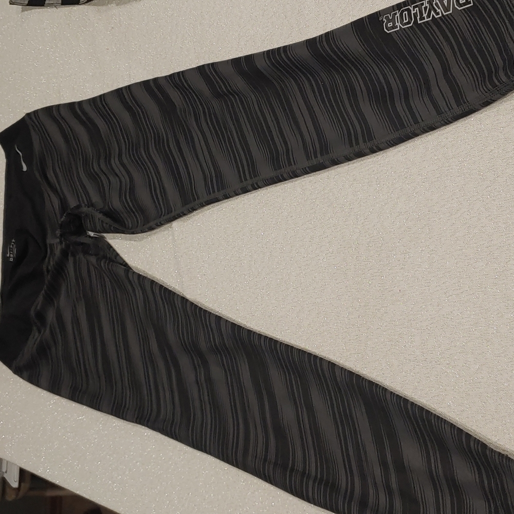NIKE Baylor Leggings Size M